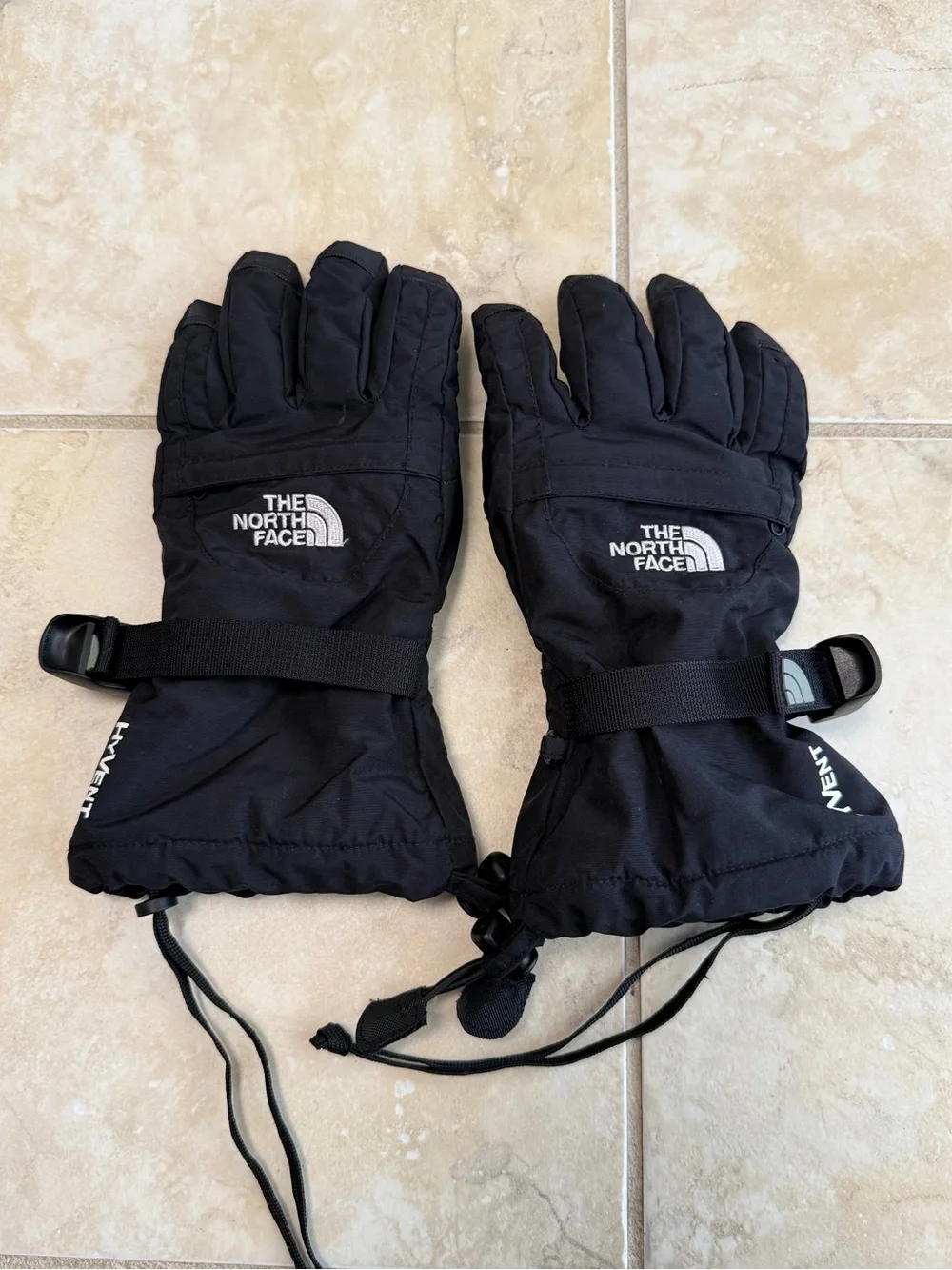 THE NORTH FACE juniors Montana Insulated Ski Glove, TNF Black, size  Medium
